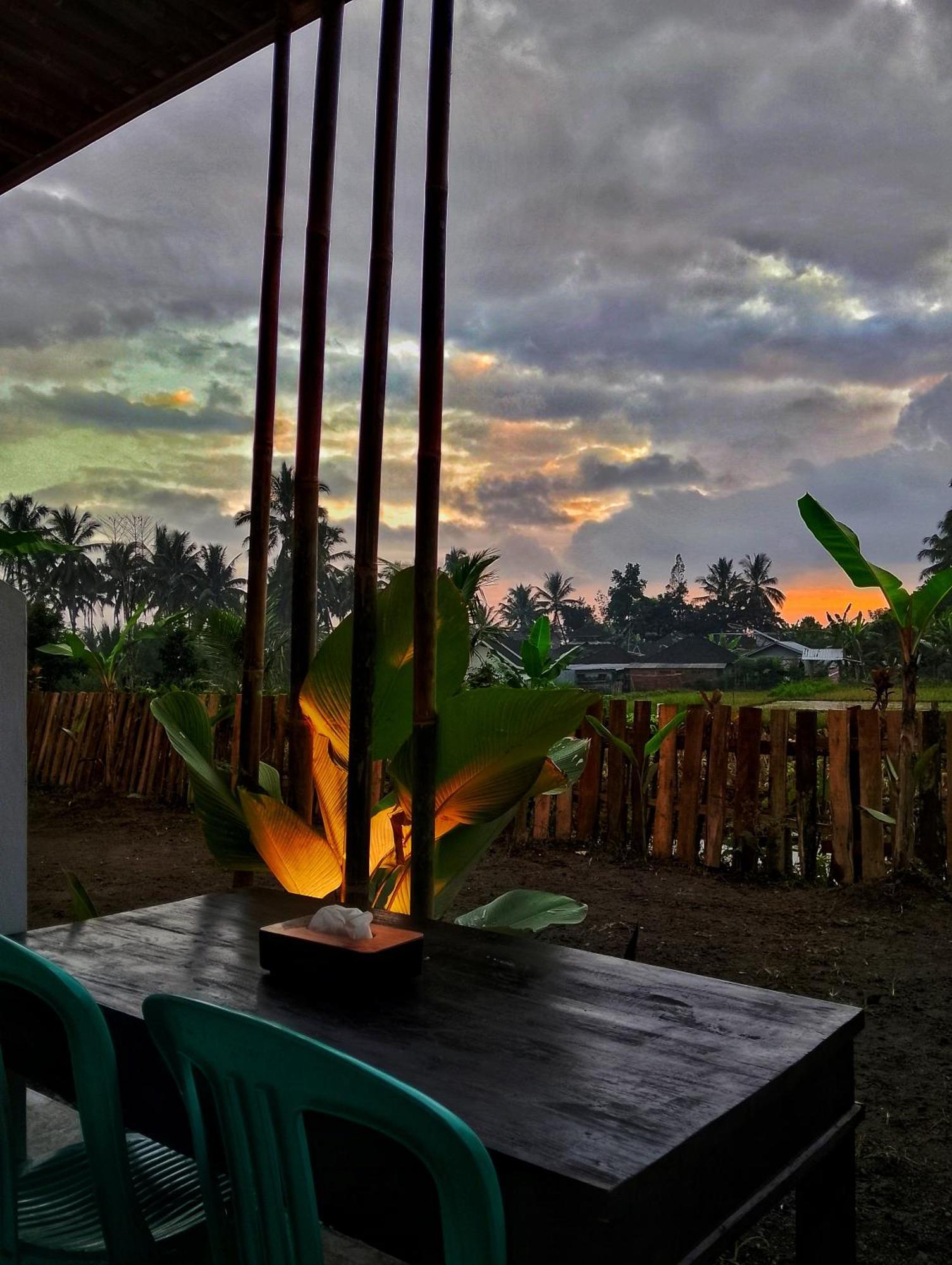 Alfarizi Homestay Tetebatu Exteriör bild
